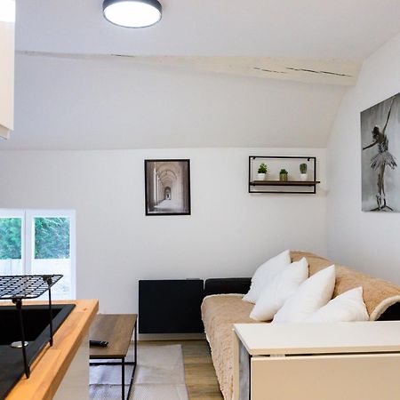 Raphael Serris Exterior foto